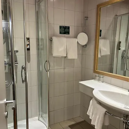 Krainerhuette ホテル 4*