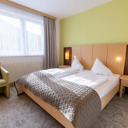 Krainerhuette 4* バーデン