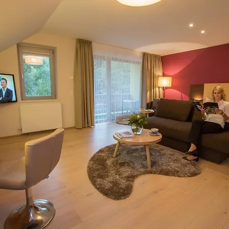 Krainerhuette ホテル 4*