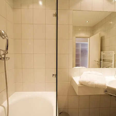 Krainerhuette ホテル 4*